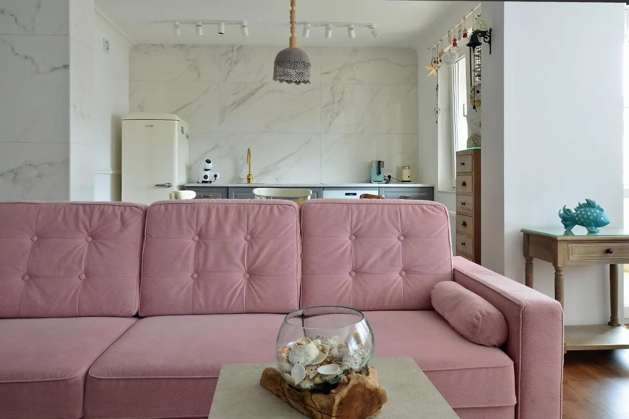 Apartament Biala Sowa - Weisse Eule Apartment Kolobrzeg